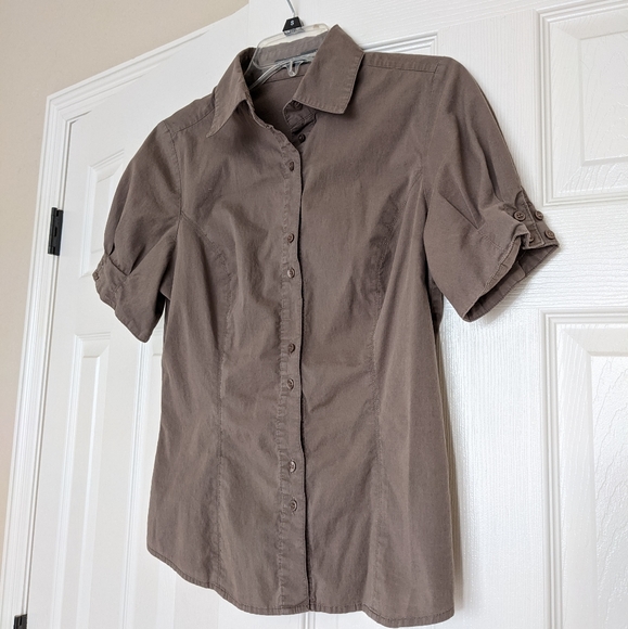 The Limited - short sleeve button up blouse - Picture 3 of 3